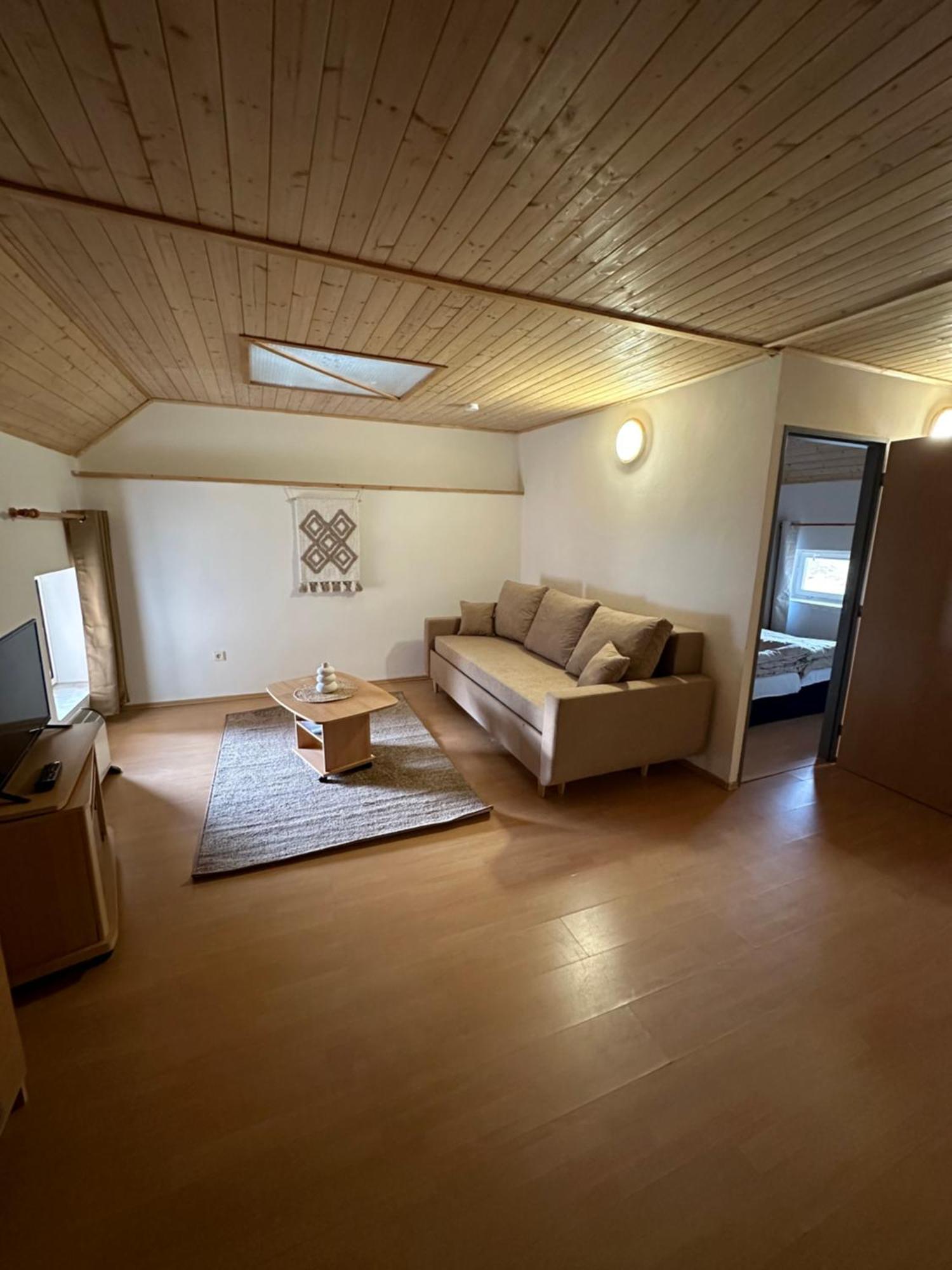 Apartment Dehtare Exteriör bild