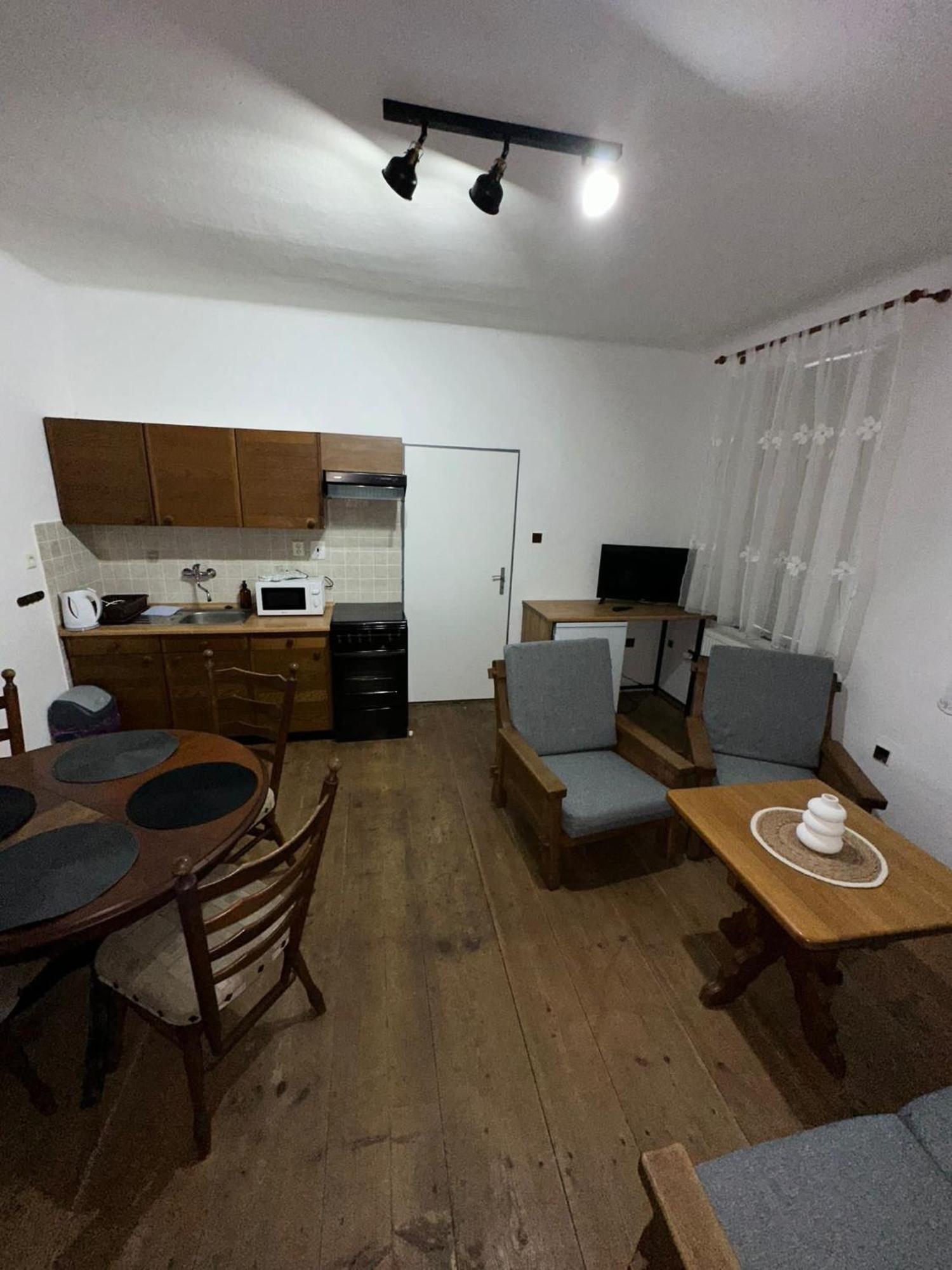Apartment Dehtare Exteriör bild